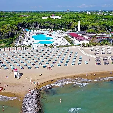 Rustic Elegant In Surroundings Lignano Sabbiadoro